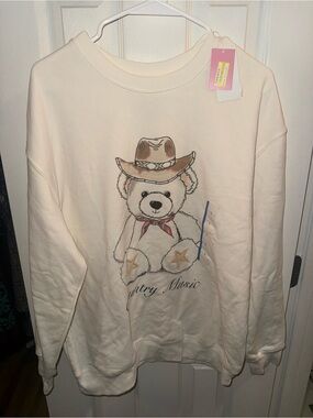 Zoe + Liv Cream Pullover Sweatshirt
